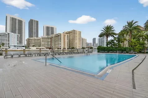 2602 E Hallandale Beach Boulevard Hallandale Beach FL 33009