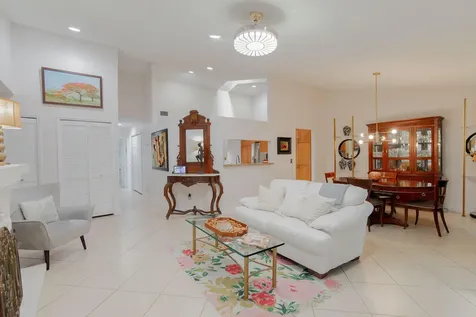 115 Ramblewood Circle Royal Palm Beach FL 33411