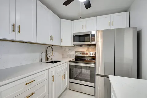 326 Camden N West Palm Beach FL 33417