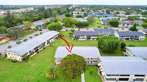 326 Camden N West Palm Beach FL 33417