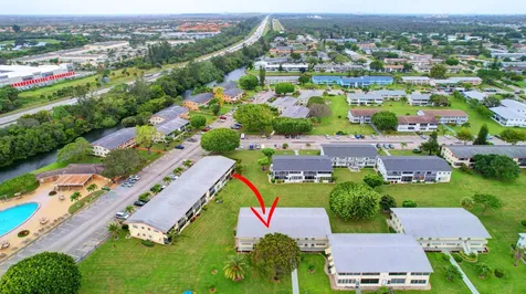 326 Camden N West Palm Beach FL 33417