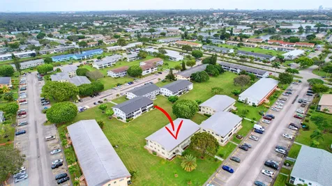 326 Camden N West Palm Beach FL 33417