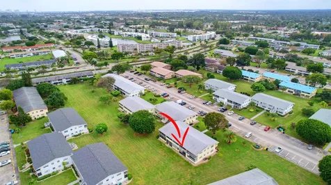 326 Camden N West Palm Beach FL 33417