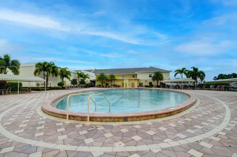 326 Camden N West Palm Beach FL 33417
