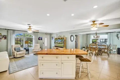 645 Sw 5th Street Boca Raton FL 33486