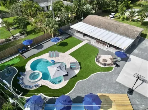 270 NW 36th Street Boca Raton FL 33431