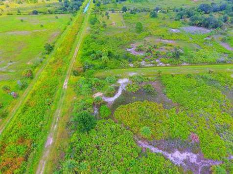 21594 NW 282nd Street Okeechobee FL 34972