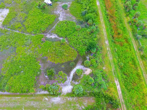 21594 NW 282nd Street Okeechobee FL 34972