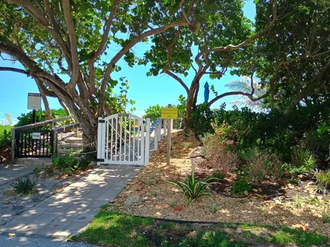 5520 N Ocean Boulevard Ocean Ridge FL 33435