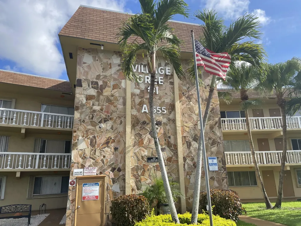 555 Purdy Lane Palm Springs FL 33461