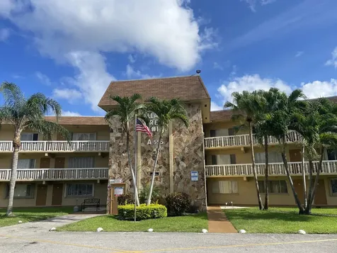 555 Purdy Lane Palm Springs FL 33461