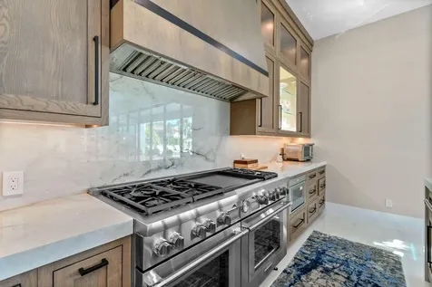 1060 Fairview Lane Singer Island FL 33404