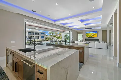 1060 Fairview Lane Singer Island FL 33404