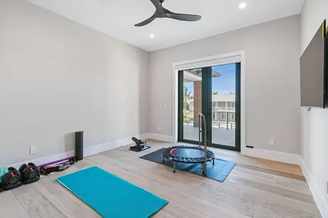 1060 Fairview Lane Singer Island FL 33404