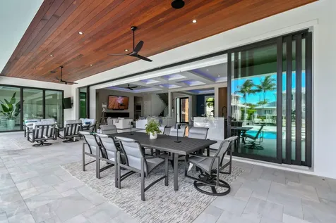 1060 Fairview Lane Singer Island FL 33404