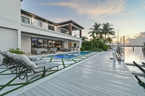 1060 Fairview Lane Singer Island FL 33404