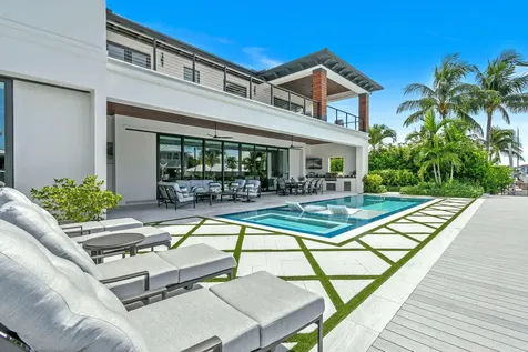 1060 Fairview Lane Singer Island FL 33404