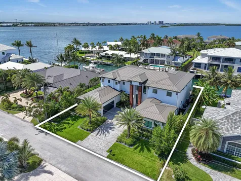 1060 Fairview Lane Singer Island FL 33404