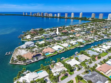 1060 Fairview Lane Singer Island FL 33404
