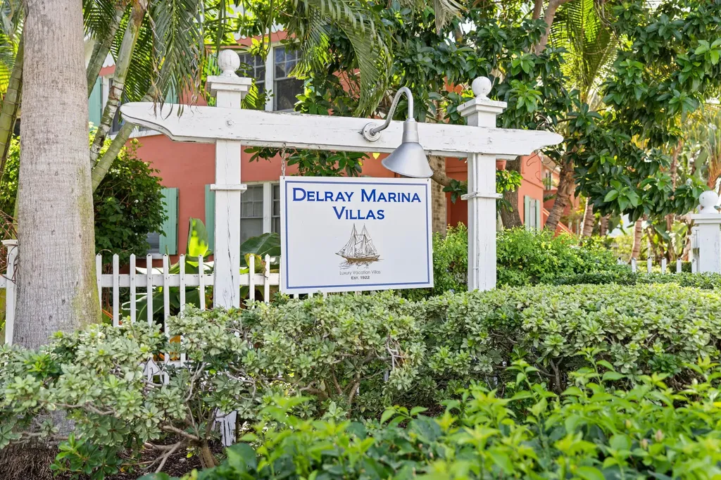 102 SE 7th Avenue Delray Beach FL 33483