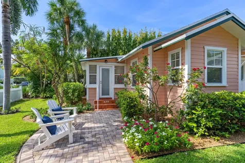 122 SE 7th Avenue Delray Beach FL 33483