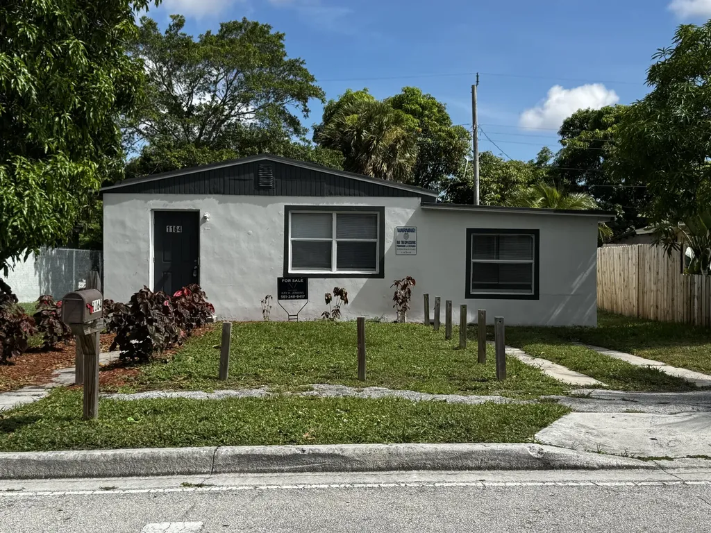 1164 W 31st Street Riviera Beach FL 33404