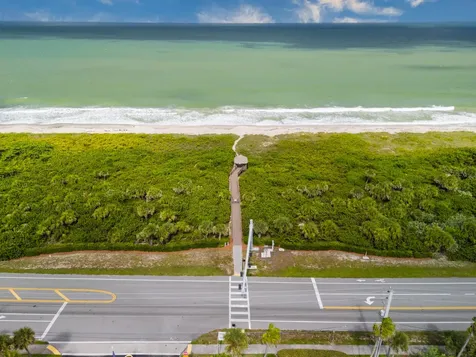 4949 N Highway A1a Hutchinson Island FL 34949