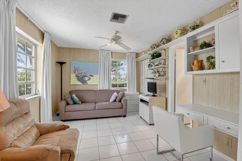 13761 Flora Place Delray Beach FL 33484