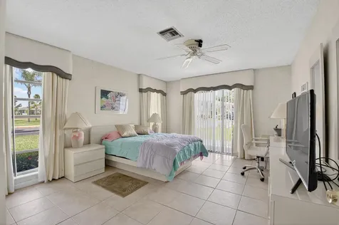 13761 Flora Place Delray Beach FL 33484