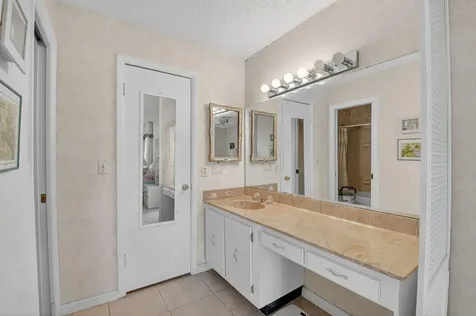 13761 Flora Place Delray Beach FL 33484