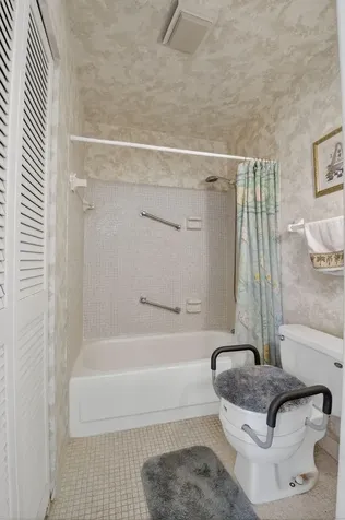 13761 Flora Place Delray Beach FL 33484