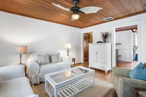 102 SE 7th Avenue Delray Beach FL 33483