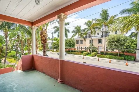 102 SE 7th Avenue Delray Beach FL 33483