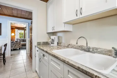 102 SE 7th Avenue Delray Beach FL 33483