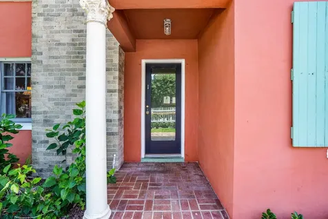 102 SE 7th Avenue Delray Beach FL 33483