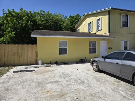 1633 W 28th Street Riviera Beach FL 33404