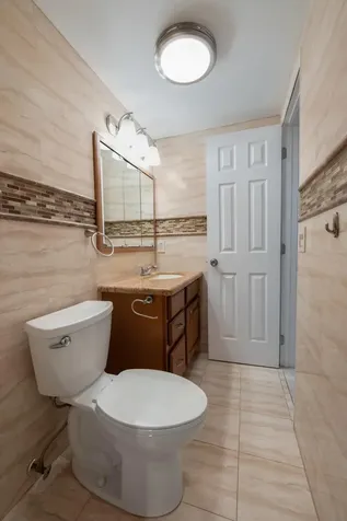 360 Grantham E Deerfield Beach FL 33442