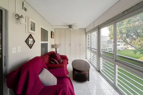 360 Grantham E Deerfield Beach FL 33442