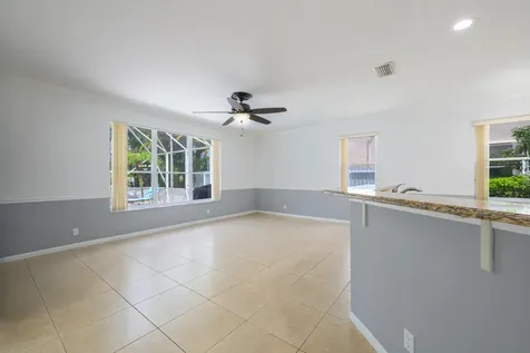 6283 Shadow Tree Lane Lake Worth FL 33463