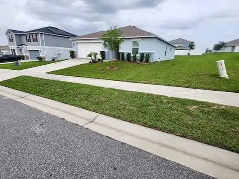 2460 Begonia Street Mascotte FL 34753