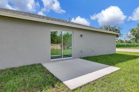 329 Sw Ridgecrest Drive Port Saint Lucie FL 34953