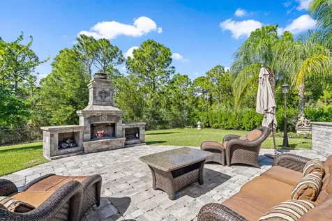19240 SE Hidden Bridge Court Jupiter FL 33458