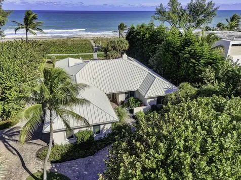 77 N Beach Road Jupiter Island FL 33455