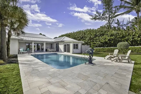 77 N Beach Road Jupiter Island FL 33455