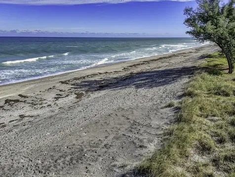 77 N Beach Road Jupiter Island FL 33455
