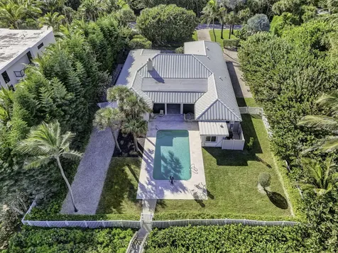 77 N Beach Road Jupiter Island FL 33455