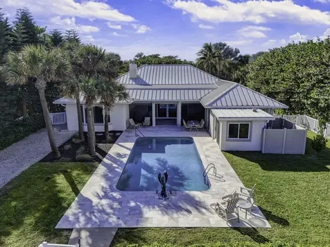 77 N Beach Road Jupiter Island FL 33455