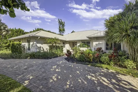 77 N Beach Road Jupiter Island FL 33455