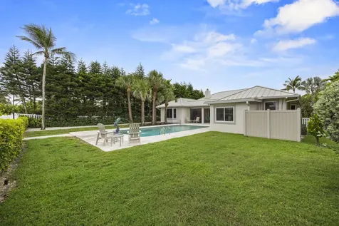 77 N Beach Road Jupiter Island FL 33455