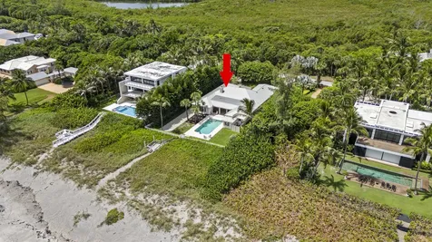 77 N Beach Road Jupiter Island FL 33455